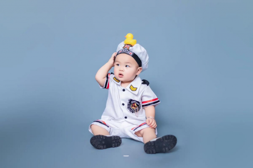 霸州宝宝频繁使劲扭动哼唧