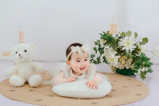 霸州宝宝三个月翻身