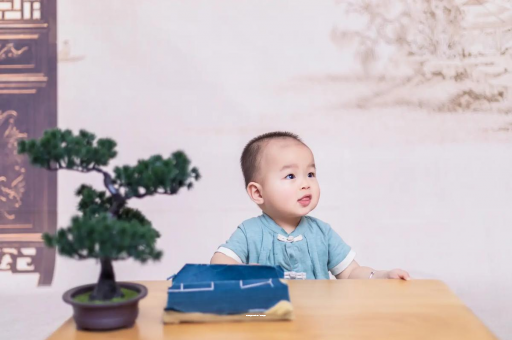 霸州宝宝几个月用拉拉裤